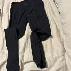 Lululemon straight leg good condition only $36 dropped price!